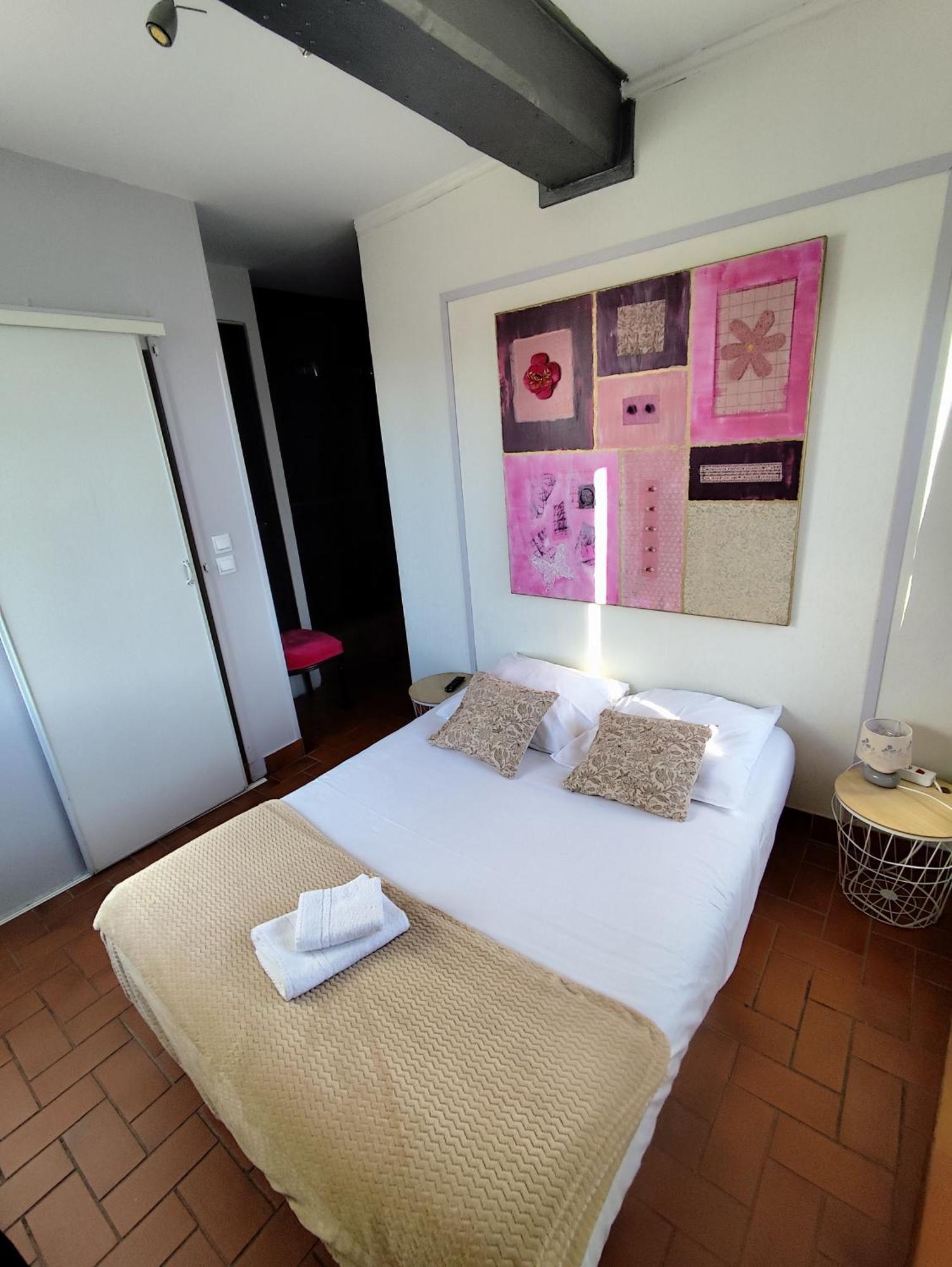 Hotel De La Place Loyettes Kültér fotó